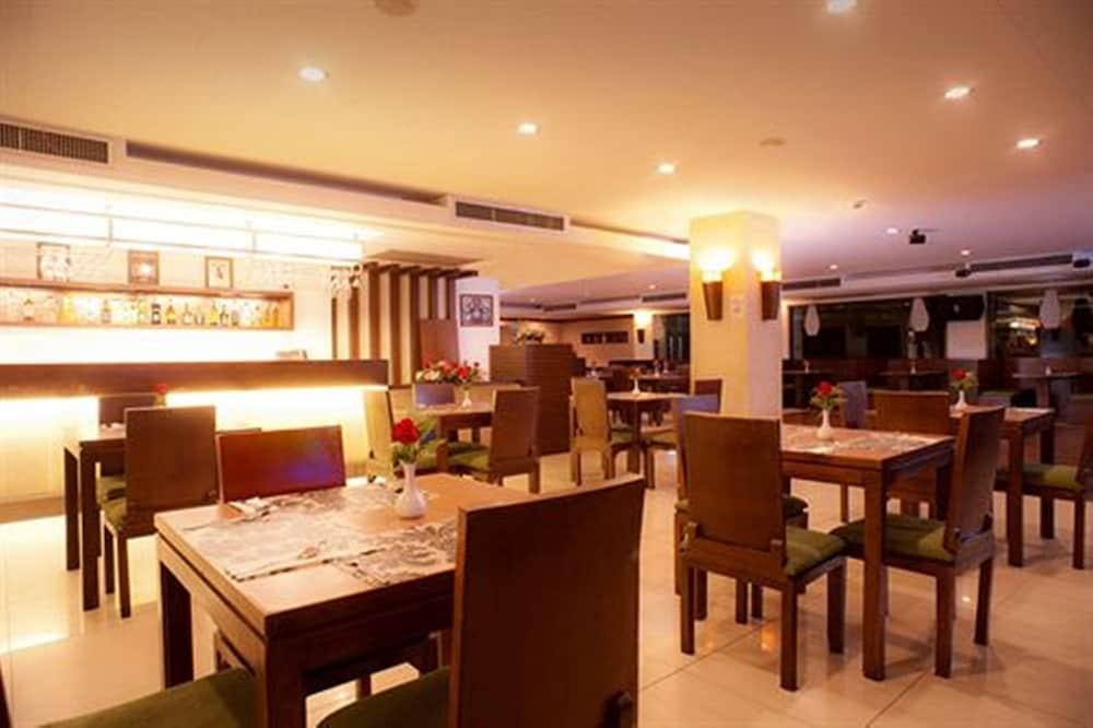 Royal Peninsula Hotel Chiangmai Chiang Mai Esterno foto